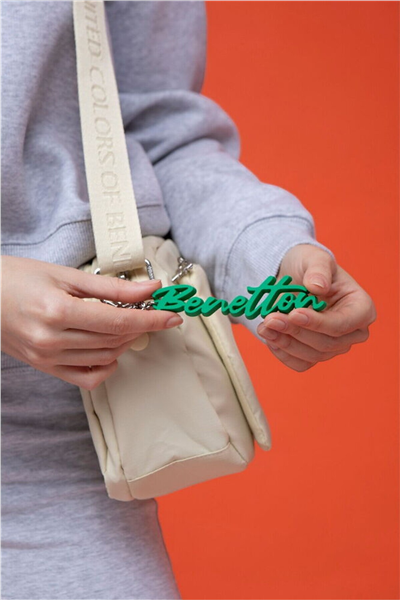 Benetton Logo Detaylı Kadın Çapraz Askılı Çanta