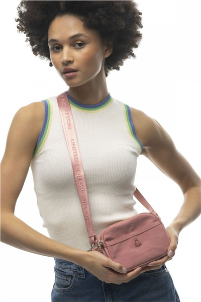Benetton Logo Detaylı Kadın Çapraz Askılı Çanta