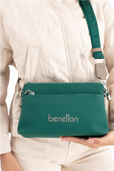 Benetton Logo Detaylı Kadın Çapraz Askılı Çanta