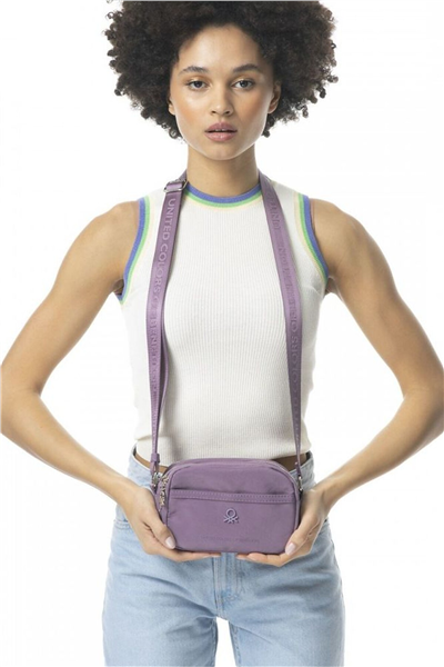 Benetton Logo Detaylı Kadın Çapraz Askılı Çanta