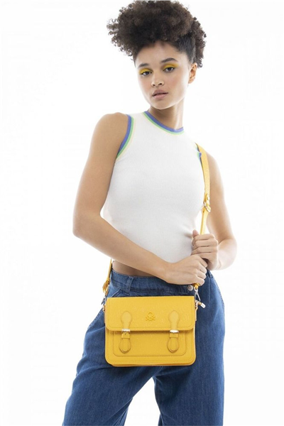 Benetton Logo Detaylı Kadın Çapraz Askılı Çanta