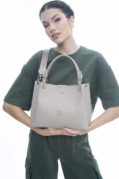 Benetton Logo Detaylı Kadın Omuz Çantası