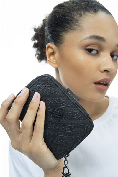 Benetton Logo Detaylı Kadın Portföy & Clutch Çanta