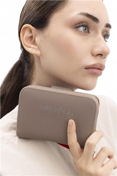 Benetton Logo Detaylı Kadın Portföy & Clutch Çanta