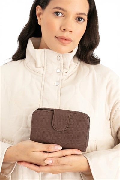 Benetton Logo Detaylı Kadın Portföy & Clutch Çanta