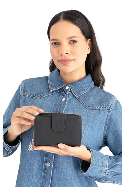 Benetton Logo Detaylı Kadın Portföy & Clutch Çanta