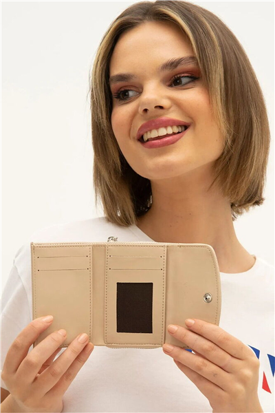 Benetton Logo Detaylı Kadın Portföy & Clutch Çanta