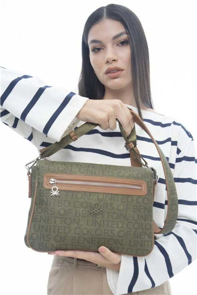 Benetton Monogram Kadın Çapraz Askılı Çanta