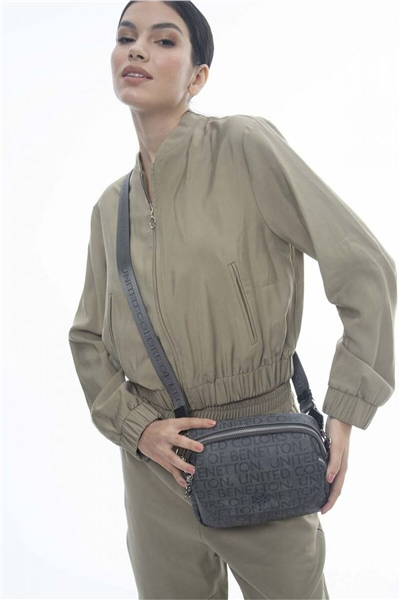 Benetton Monogram Kadın Çapraz Askılı Çanta