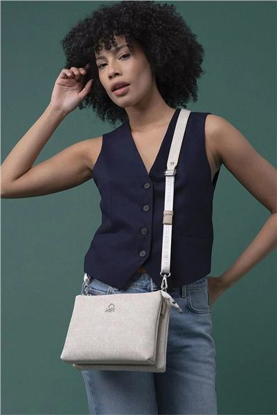 Benetton Monogram Kadın Çapraz Askılı Çanta