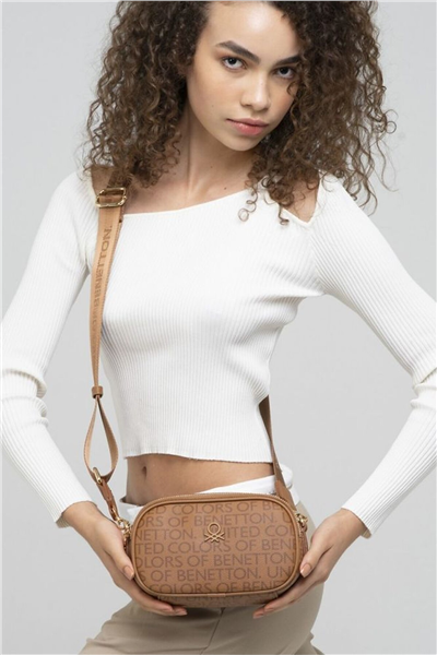 Benetton Monogram Kadın Çapraz Askılı Çanta