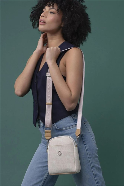 Benetton Monogram Kadın Çapraz Askılı Çanta