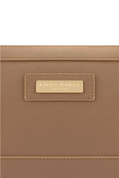 Laura Ashley Logo Detaylı Kadın Çapraz Askılı Çanta