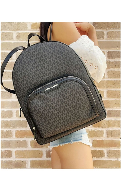 Michael Kors Monogram Kadın Sırt Çantası