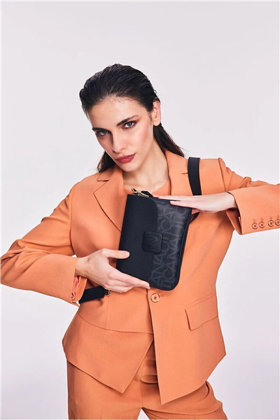 Nautica Logo Detaylı Kadın Çapraz Askılı Çanta