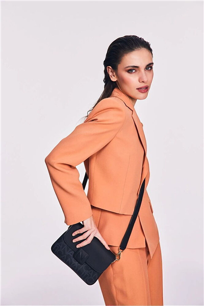 Nautica Logo Detaylı Kadın Çapraz Askılı Çanta