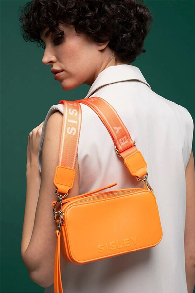 Sisley Logo Detaylı Kadın Çapraz Askılı Çanta