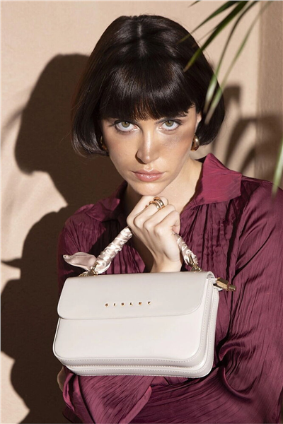 Sisley Logo Detaylı Kadın El Çantası