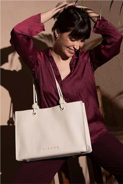 Sisley Logo Detaylı Kadın Omuz Çantası