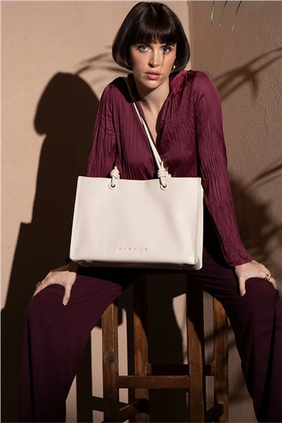 Sisley Logo Detaylı Kadın Omuz Çantası