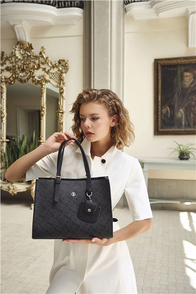 U.S. Polo Assn. Logo Detaylı Kadın Omuz Çantası