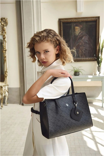 U.S. Polo Assn. Logo Detaylı Kadın Omuz Çantası