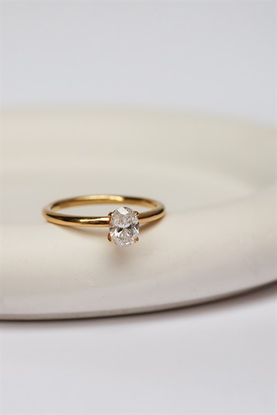 Oval Pırlantalı Tektaş 0.70 Ct