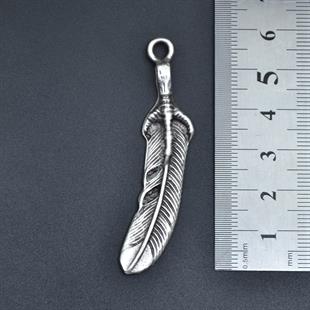 Kartal Pençesi - Kuş Tüyü Kolye Ucu - Antik Gümüş Kaplama