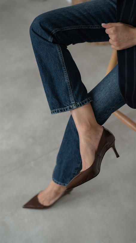 Brant Kahve Rugan Hakiki Deri Kadın Stiletto
