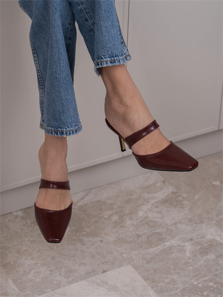 Holt Bordo    Terlik