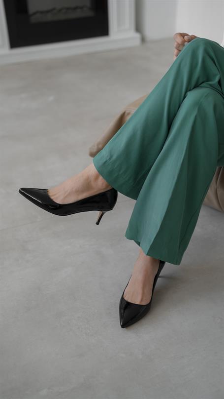 Nell Siyah Rugan Hakiki Deri Kadın Stiletto