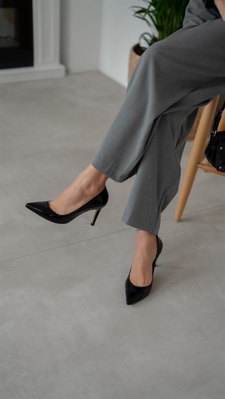 Pael Siyah Rugan Hakiki Deri Kadın Stiletto