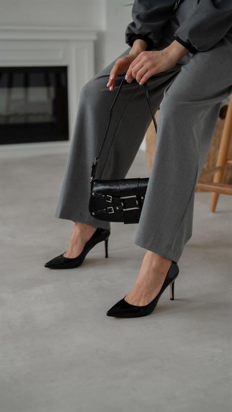 Pael Siyah Rugan Hakiki Deri Kadın Stiletto