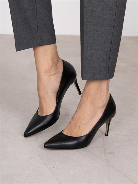 Paprica Siyah Deri Hakiki Deri Kadın Stiletto