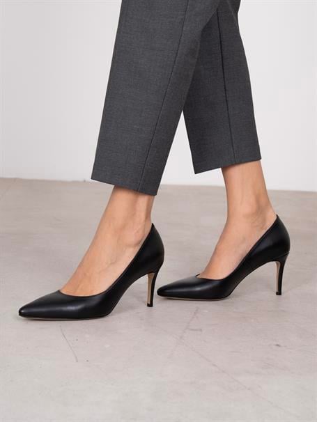 Paprica Siyah Deri Hakiki Deri Kadın Stiletto