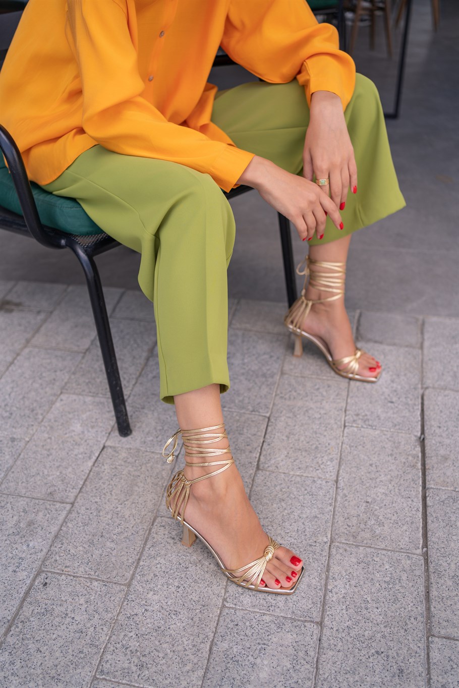 Alissa Gold Topuklu Ayakkabı | Ece'nin Butiği