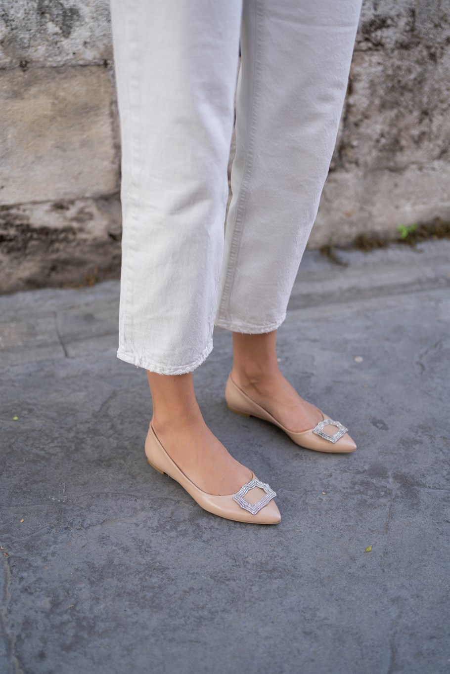 Lalla Nude   Babet · 4