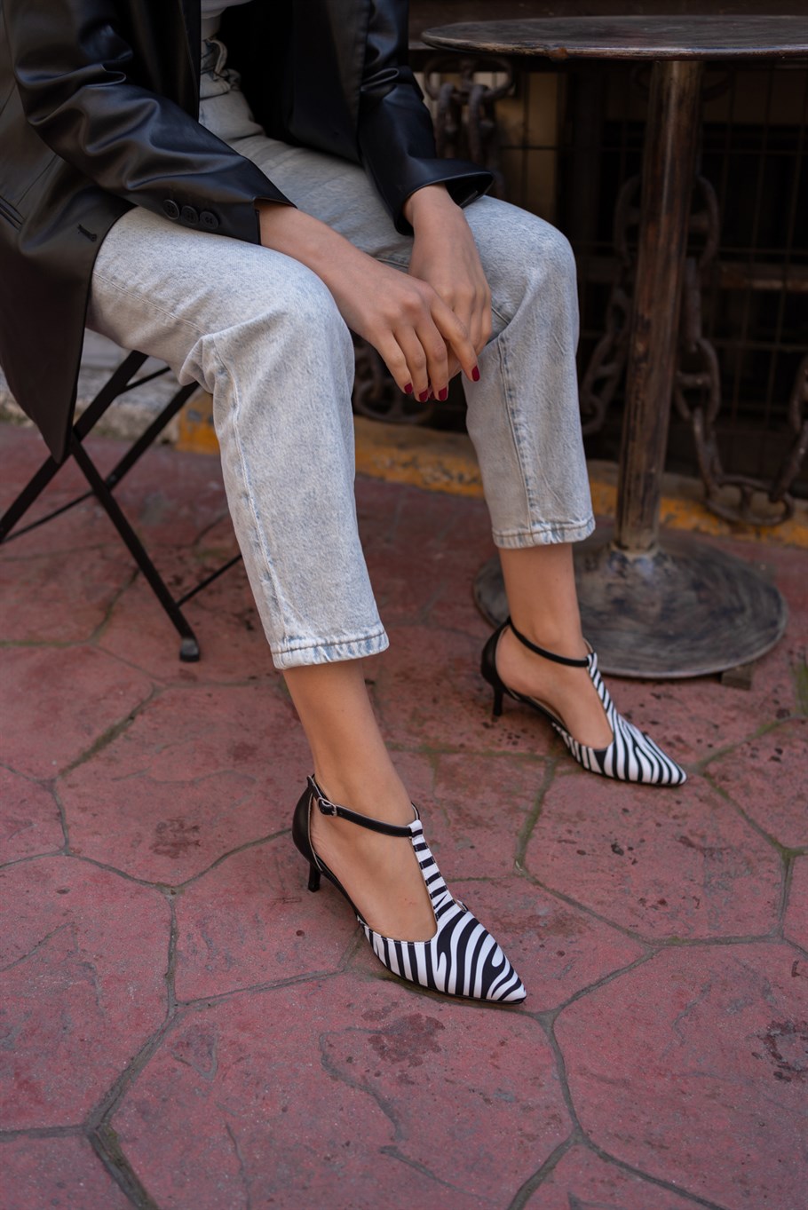 Yelena Zebra-Siyah Topuklu Ayakkabı | Ece'nin Butiği