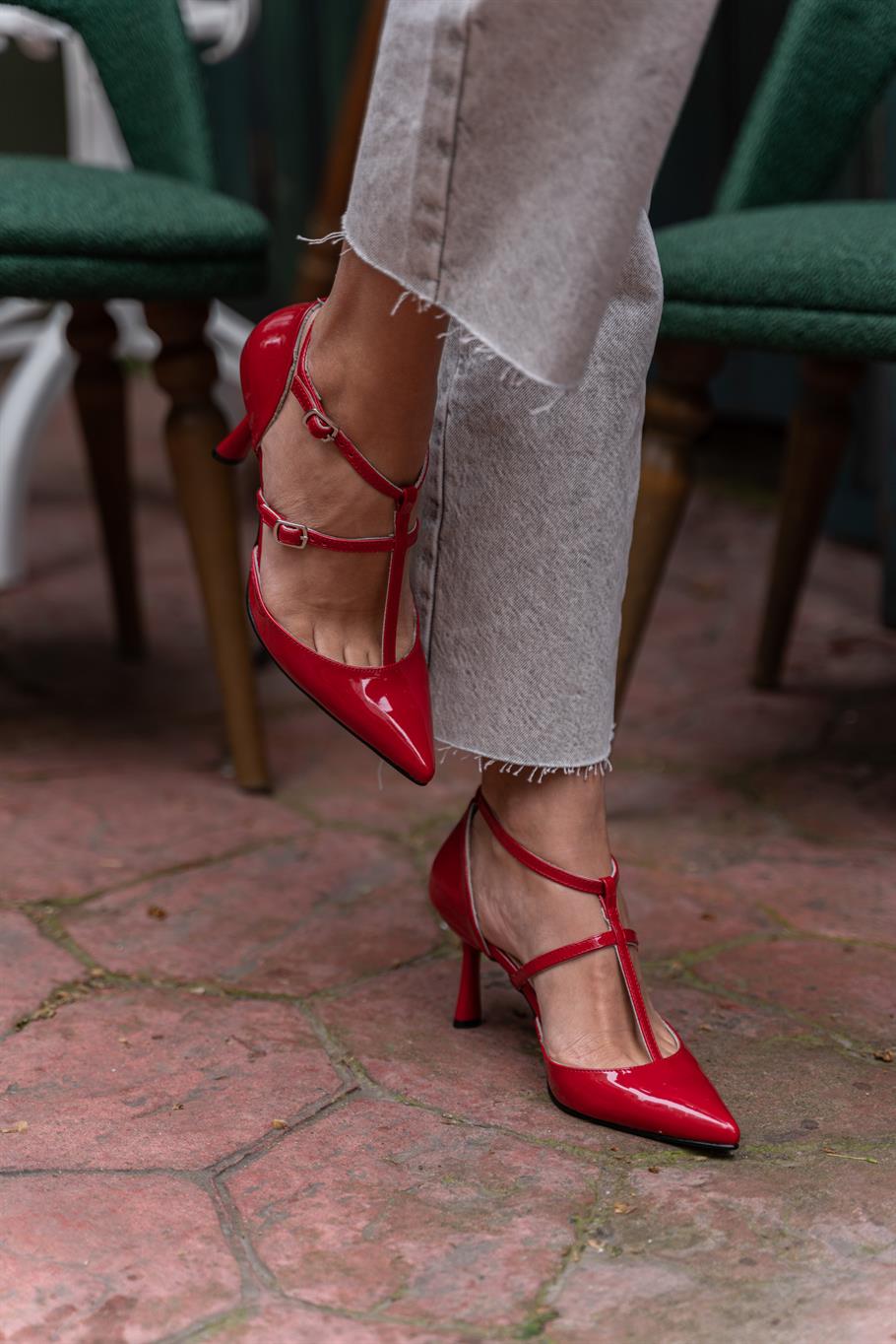 Zayn Kırmızı Rugan Topuklu Ayakkabı