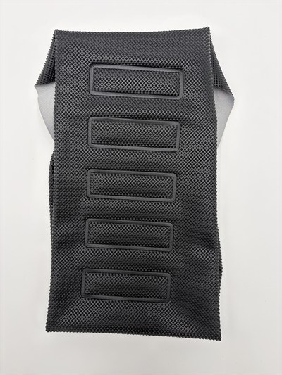 KAYDIRMAZ SELE KILIFI SİYAH 85 x 39 cm