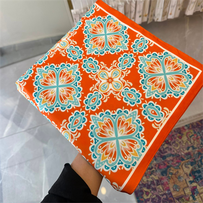 Etnik Rüzgar 60X60 İpeksi Fular