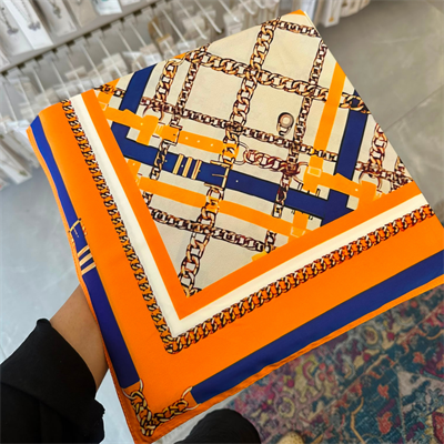 Luxe Grid 60X60 İpeksi Fular