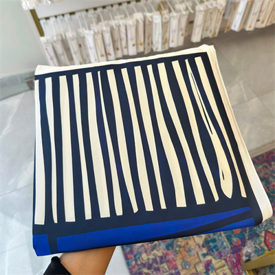 Modern Mavi 60X60 İpeksi Fular