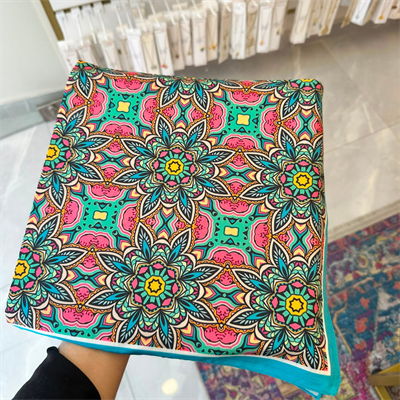 Renkli Mandala 60X60 İpeksi Fular