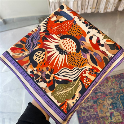 Sonbahar Botanik 60X60 İpeksi Fular