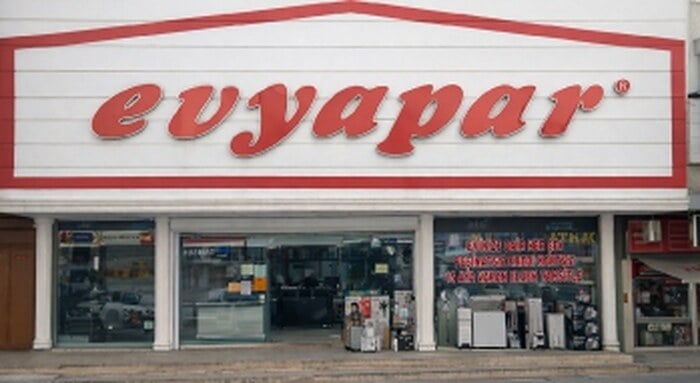 Çayırova 1. Şube EVYAPAR mağazası dış görünümü