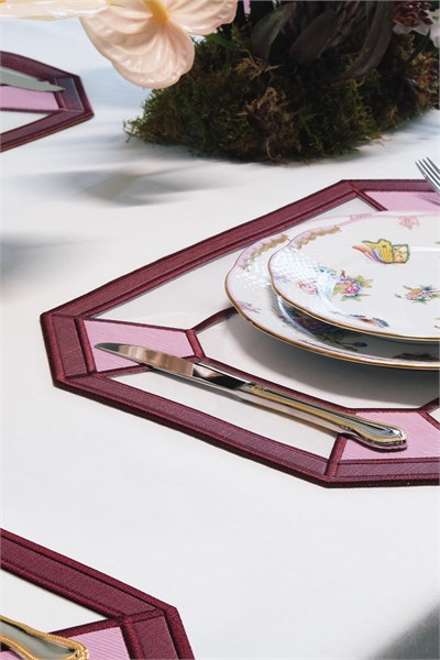 RETRA AMERİKAN SERVİS BORDO  ETROVIEN X ESRA TURAN DESIGN