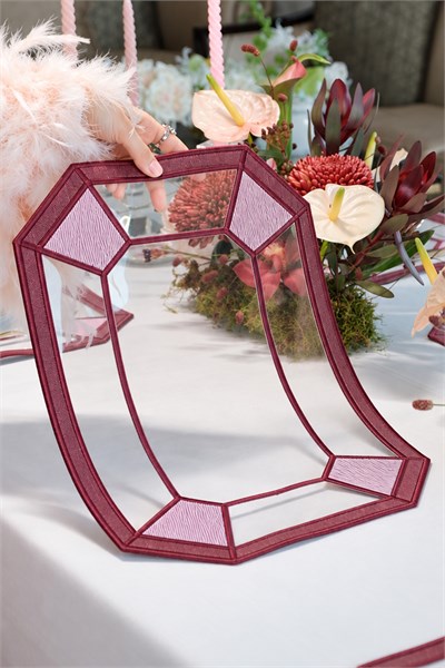 RETRA AMERİKAN SERVİS BORDO  ETROVIEN X ESRA TURAN DESIGN