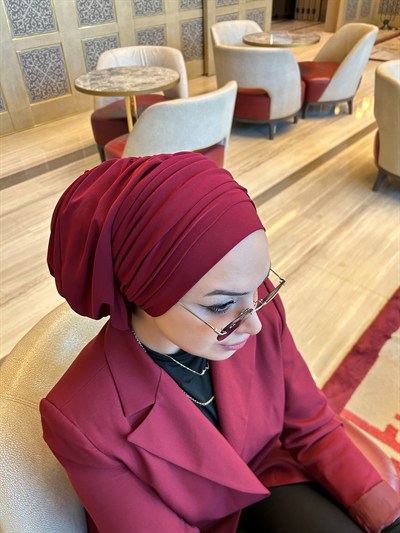 Bordo Salaş Bandanalı Bone