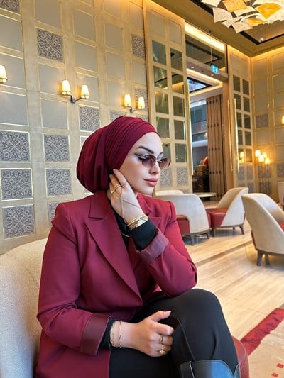 Bordo Salaş Bandanalı Bone